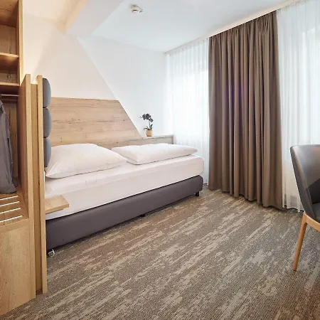 Hotel Wittelsbacher Hof Weissenburg *